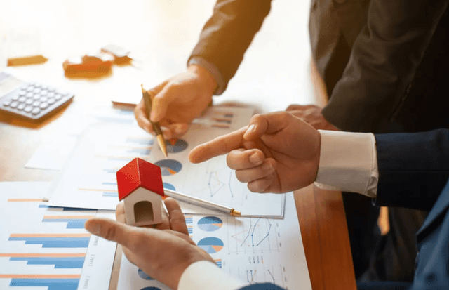 Key Points to Consider When Connecting with Property Valuers