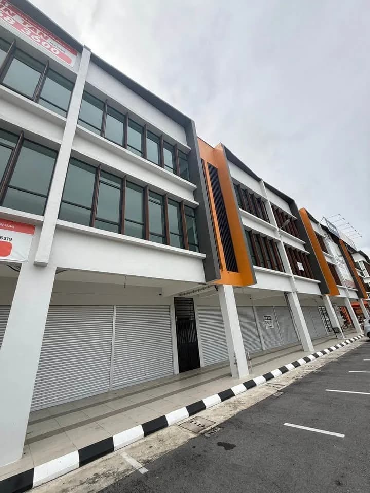 Shop for sale in Sector 67, Gurgaon