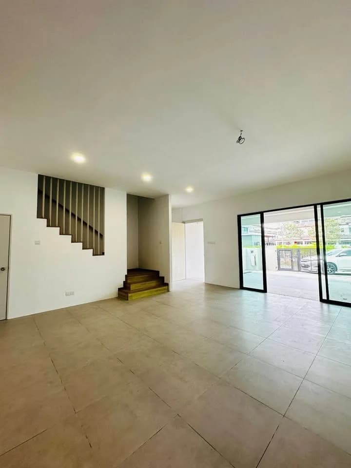 Shop for sale in Sector 84, Gurgaon