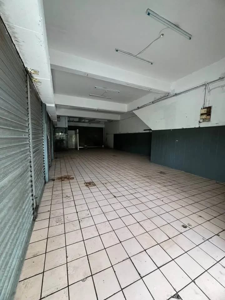 Shop for sale in Sector 46, Gurgaon